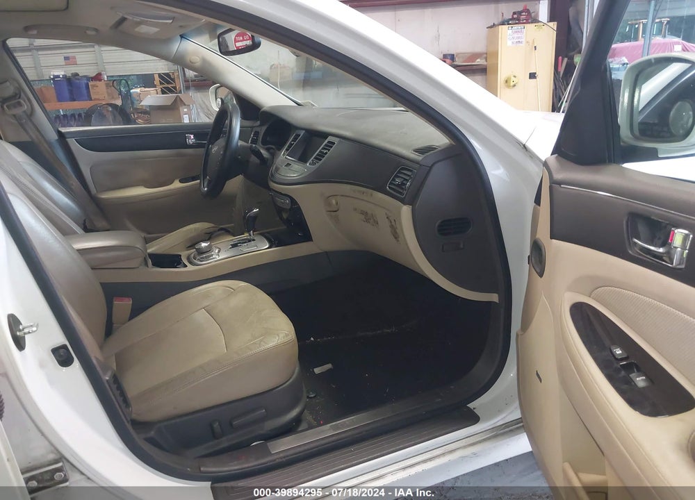 2011 HYUNDAI GENESIS 3.8 VIN: KMHGC4DE9BU140560