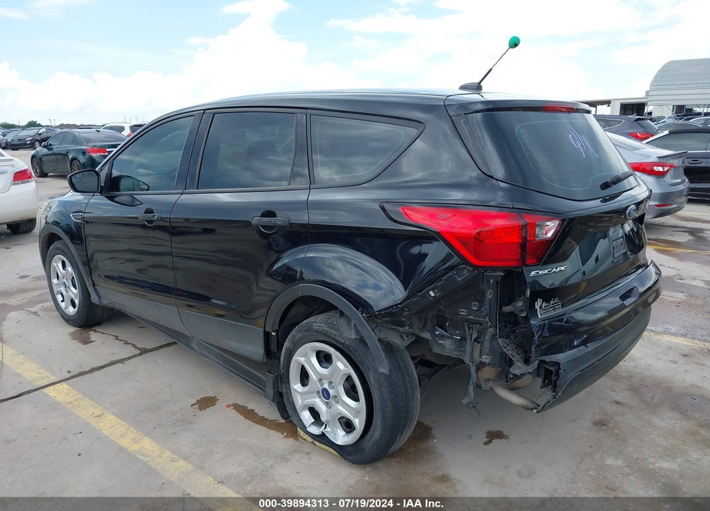 2019 FORD ESCAPE VIN: 1FMCU0F75KUB85885