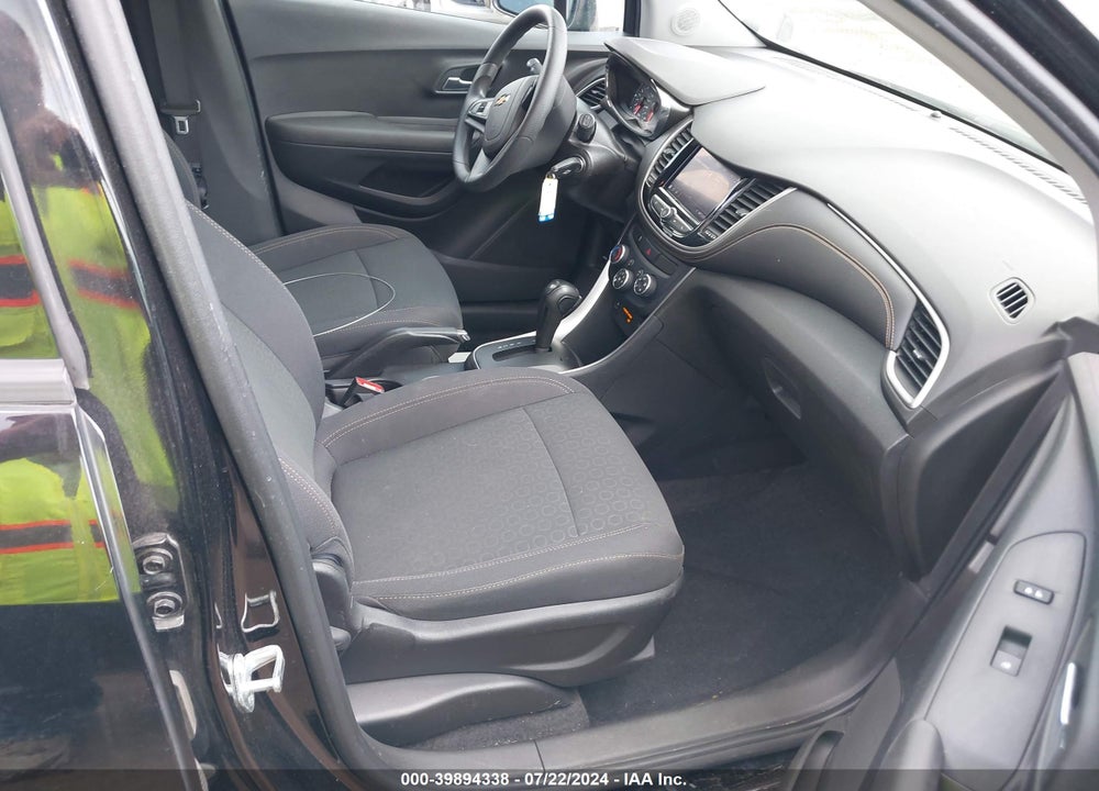2020 CHEVROLET TRAX FWD LS VIN: 3GNCJKSBXLL167615