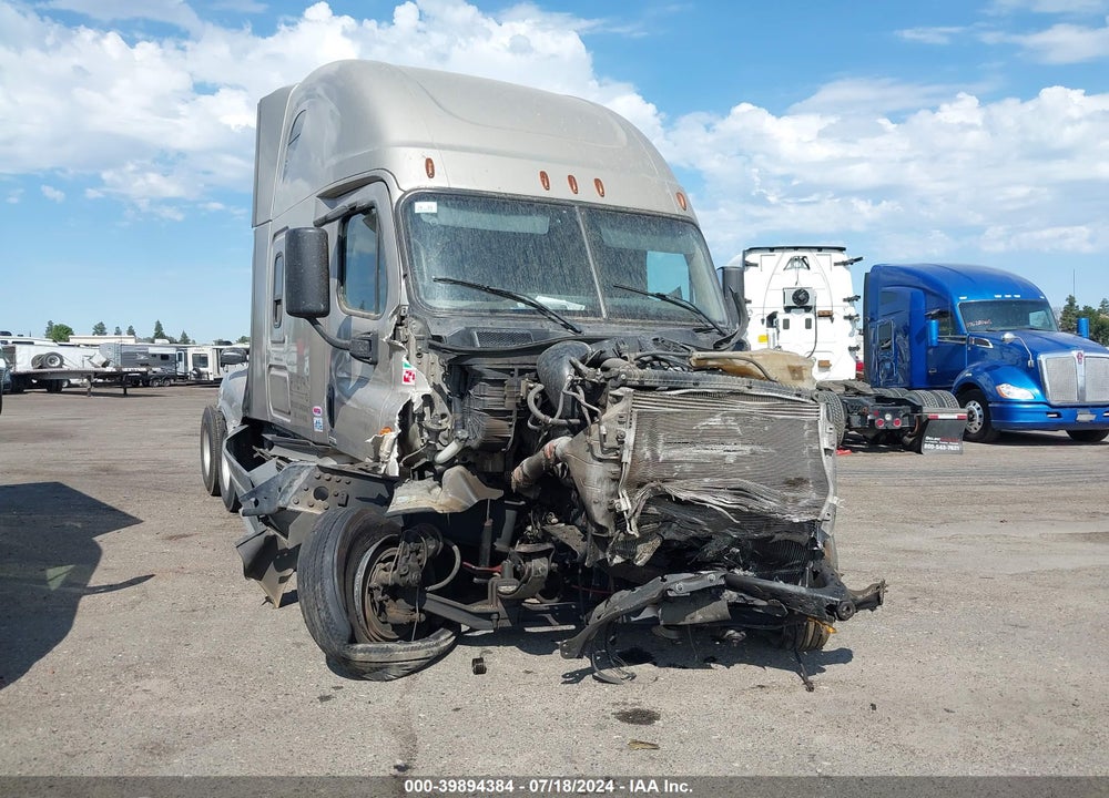 2017 FREIGHTLINER CASCADIA 125 VIN: 3AKJGLDR3HSHT2370