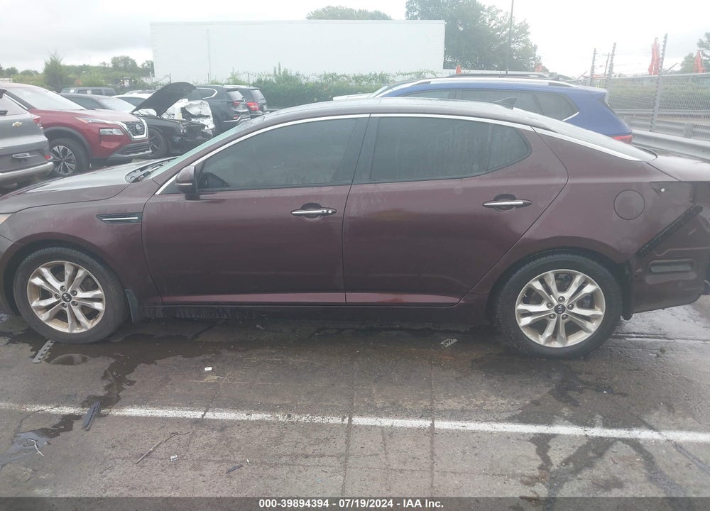 2011 KIA OPTIMA EX VIN: KNAGN4A76B5164567