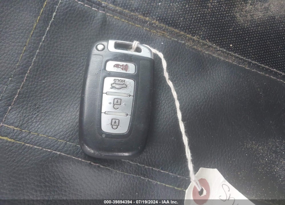 2011 KIA OPTIMA EX VIN: KNAGN4A76B5164567