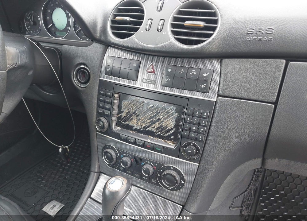 2005 MERCEDES-BENZ CLK 320 VIN: WDBTK65J95F130387