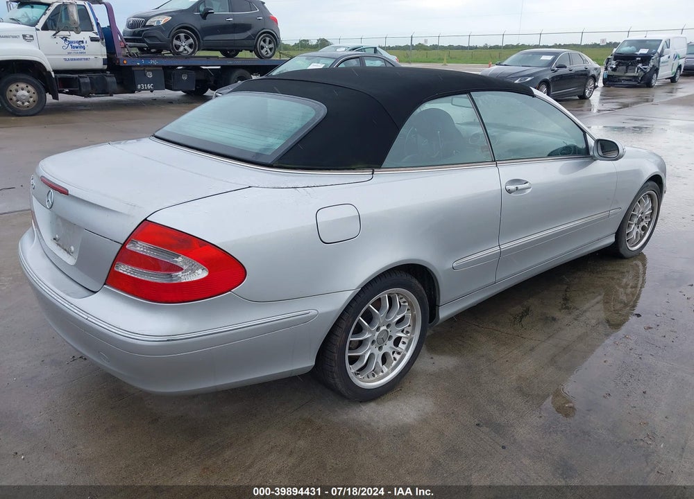 2005 MERCEDES-BENZ CLK 320 VIN: WDBTK65J95F130387