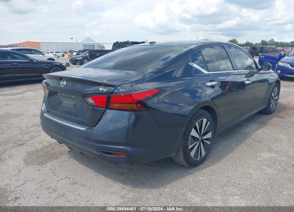 2022 NISSAN ALTIMA SV FWD VIN: 1N4BL4DVXNN402153