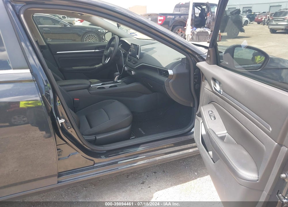 2022 NISSAN ALTIMA SV FWD VIN: 1N4BL4DVXNN402153