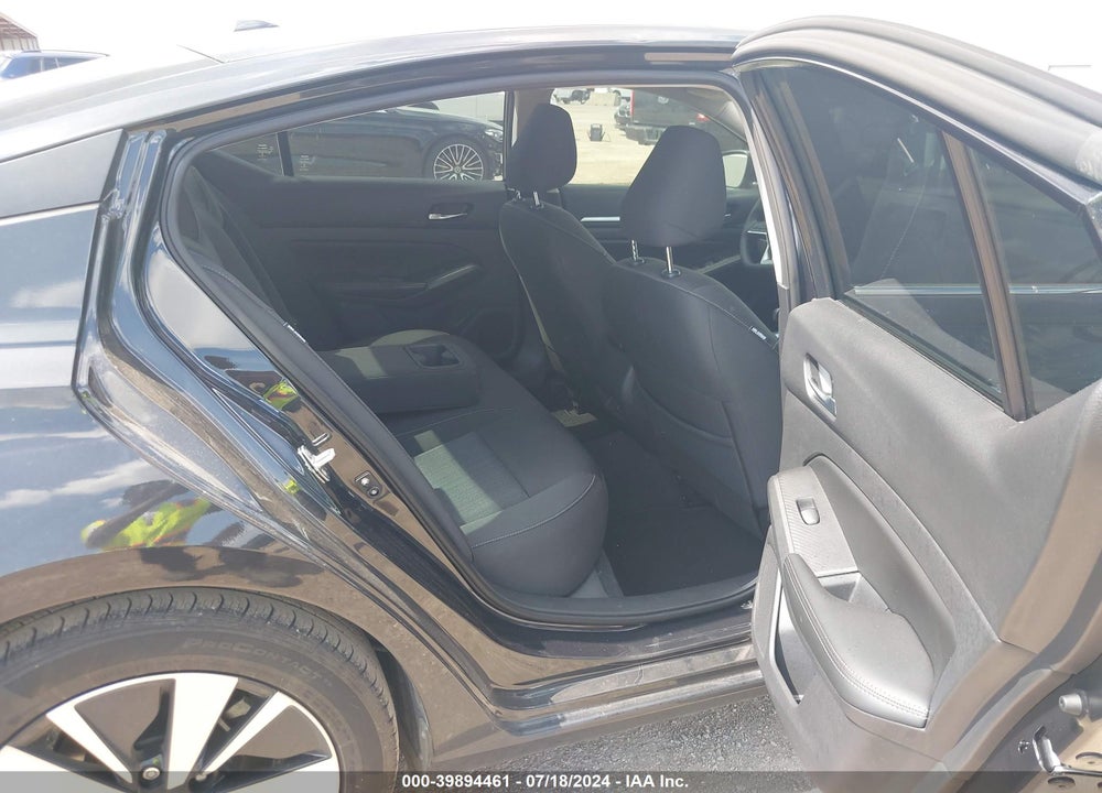 2022 NISSAN ALTIMA SV FWD VIN: 1N4BL4DVXNN402153