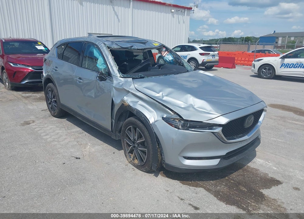 2018 MAZDA CX-5 GRAND TOURING VIN: JM3KFADM0J0325105