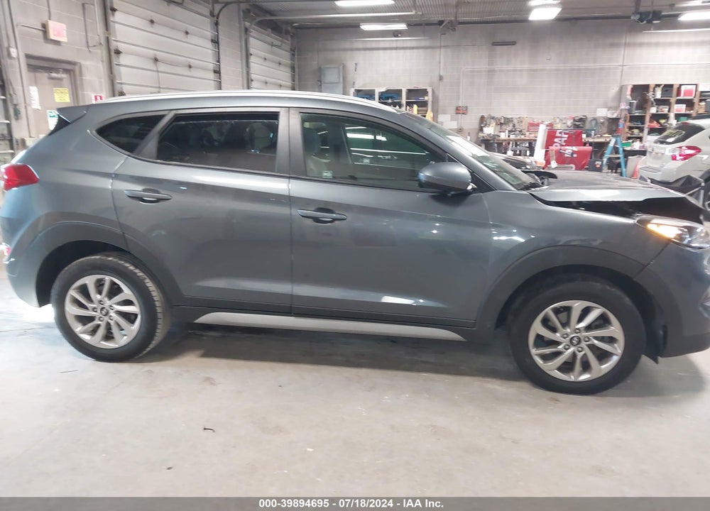 2018 HYUNDAI TUCSON SEL VIN: KM8J3CA45JU660491