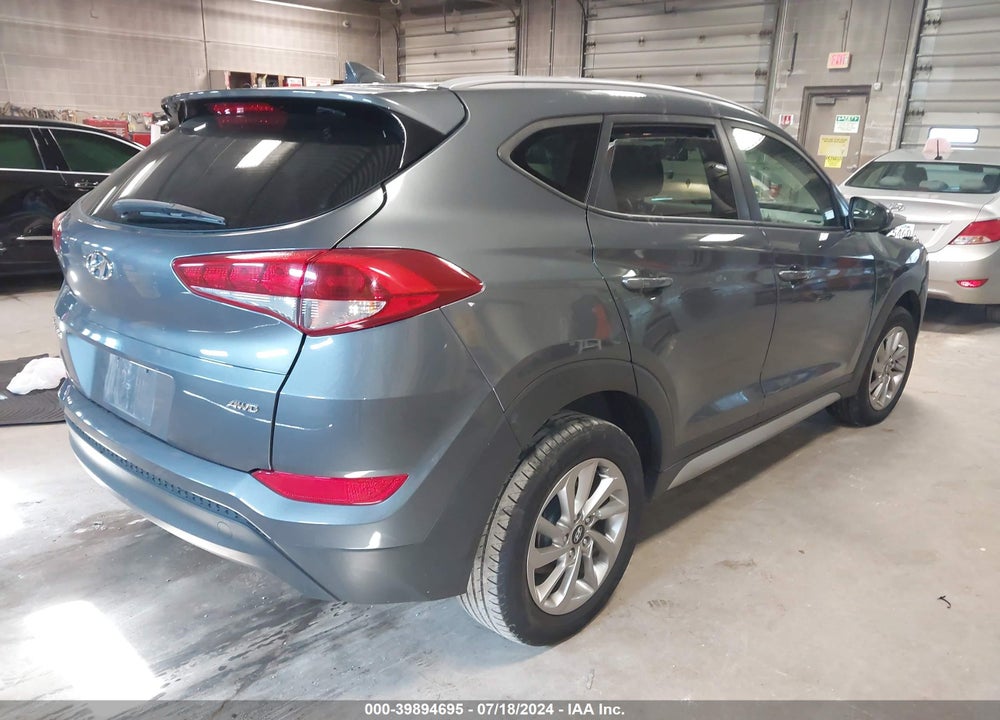 2018 HYUNDAI TUCSON SEL VIN: KM8J3CA45JU660491