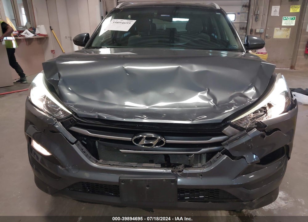 2018 HYUNDAI TUCSON SEL VIN: KM8J3CA45JU660491