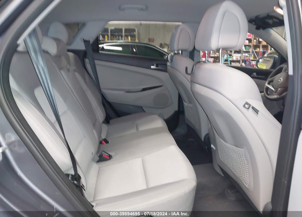 2018 HYUNDAI TUCSON SEL VIN: KM8J3CA45JU660491