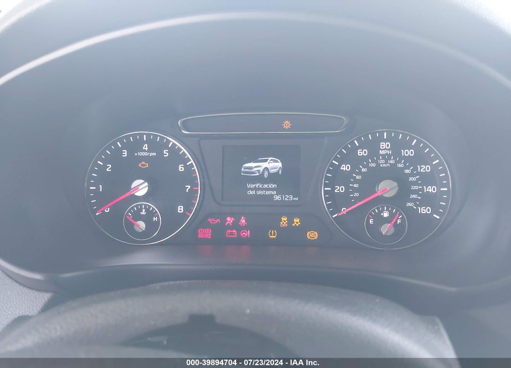 2019 KIA SORENTO 3.3L LX VIN: 5XYPGDA57KG571784