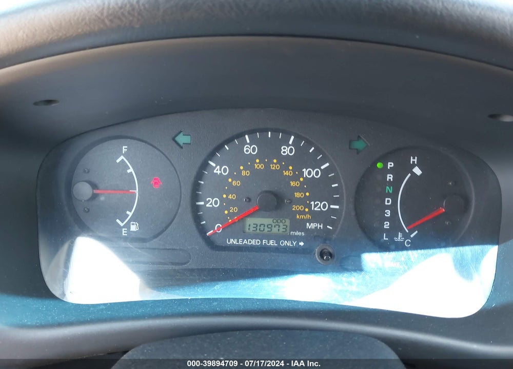 2001 MITSUBISHI MIRAGE ES VIN: JA3AY26C61U002435