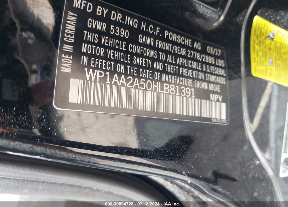 2017 PORSCHE MACAN VIN: WP1AA2A50HLB81391