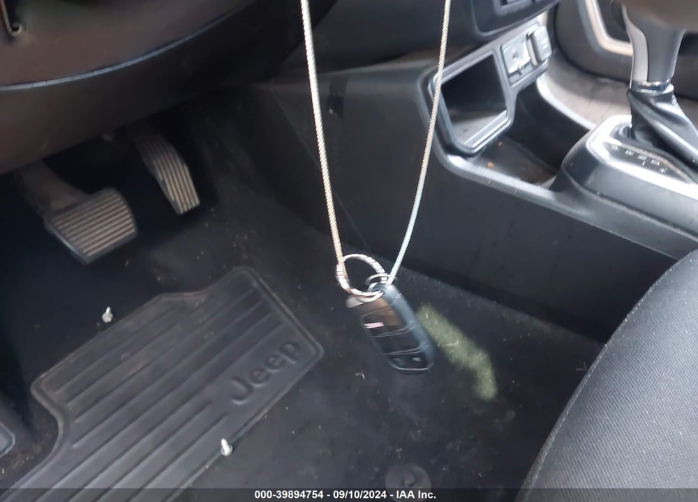 2018 JEEP RENEGADE LATITUDE FWD VIN: ZACCJABB2JPJ68200