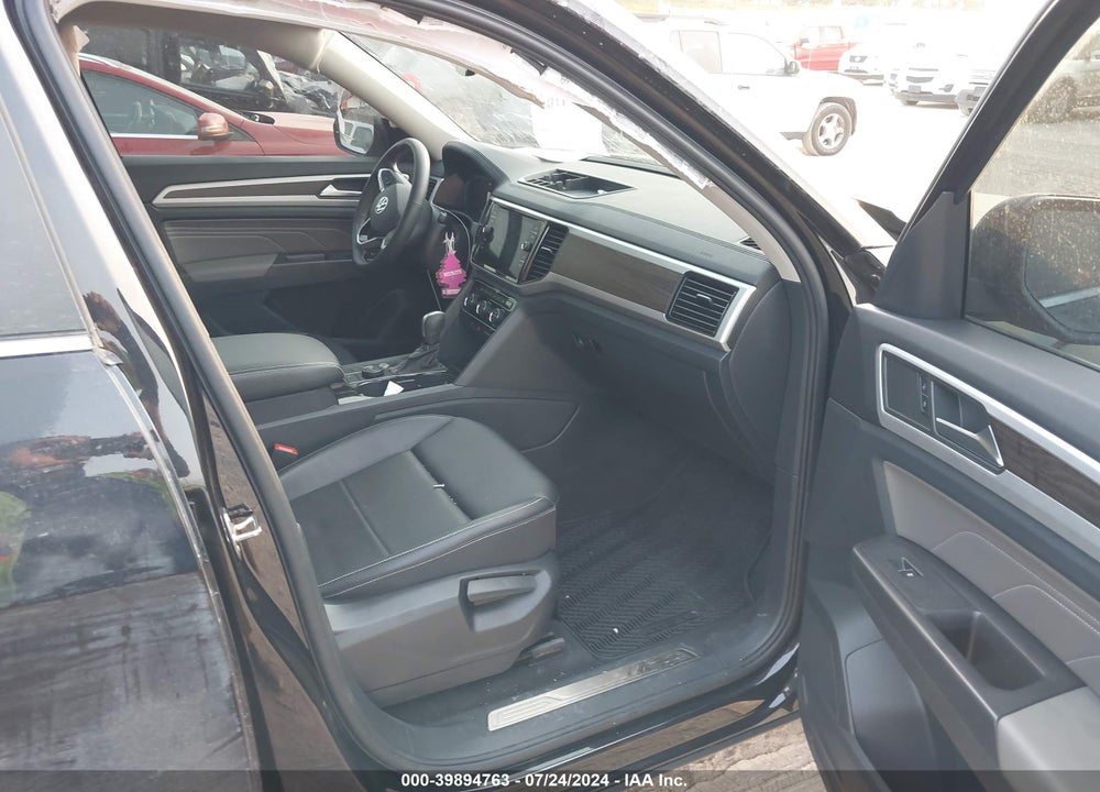2022 VOLKSWAGEN ATLAS 3.6L V6 SE W/TECHNOLOGY VIN: 1V2KR2CA6NC553559
