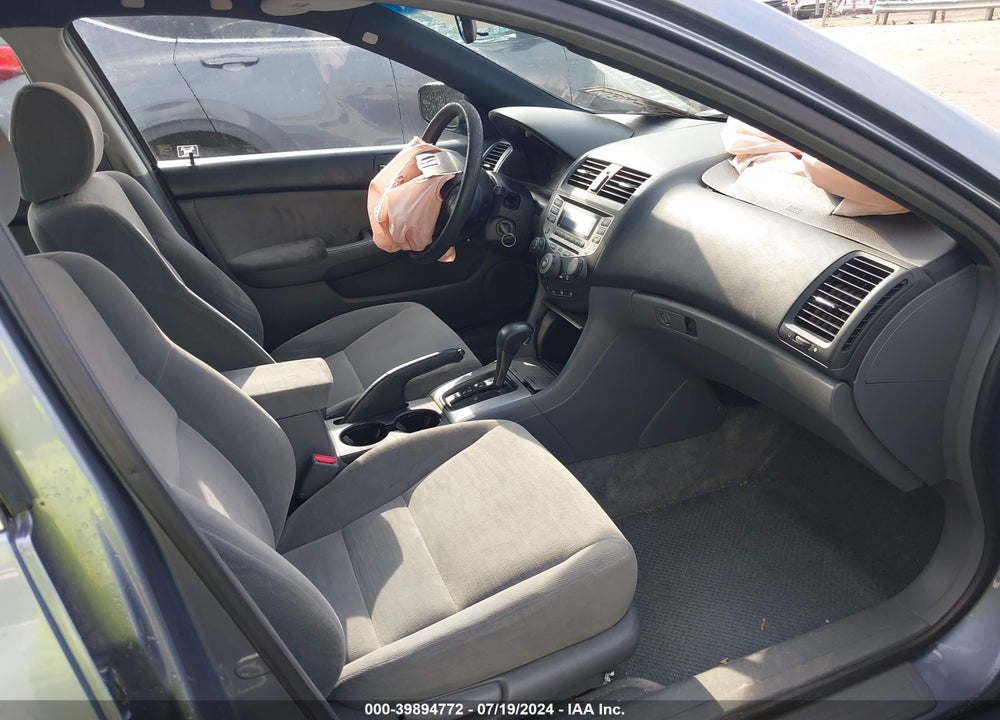 2007 HONDA ACCORD 2.4 EX VIN: 1HGCM56737A083576