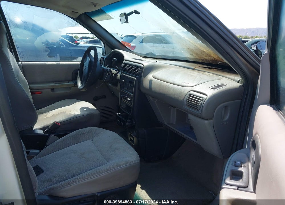 2002 CHEVROLET VENTURE VALUE VAN VIN: 1GNDU23E92D211662