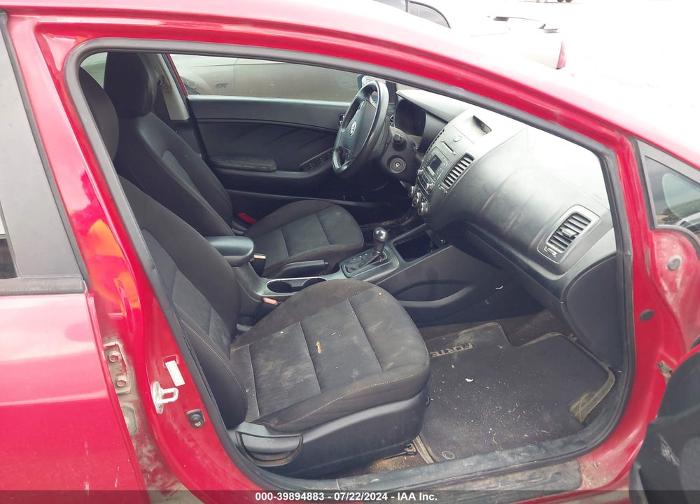 2016 KIA FORTE LX VIN: KNAFK4A6XG5593276