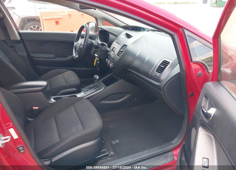 2016 KIA FORTE VIN: KNAFK4A63G5567277