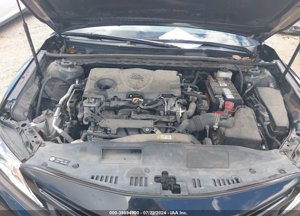 2018 TOYOTA CAMRY SE VIN: 4T1B11HK5JU672708