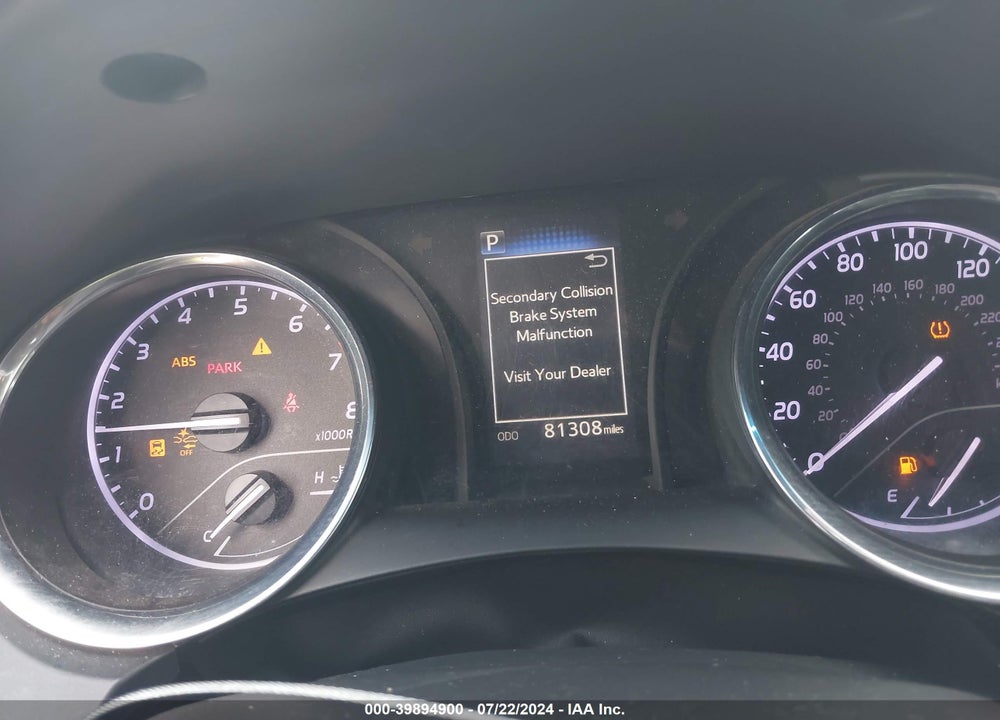 2018 TOYOTA CAMRY SE VIN: 4T1B11HK5JU672708