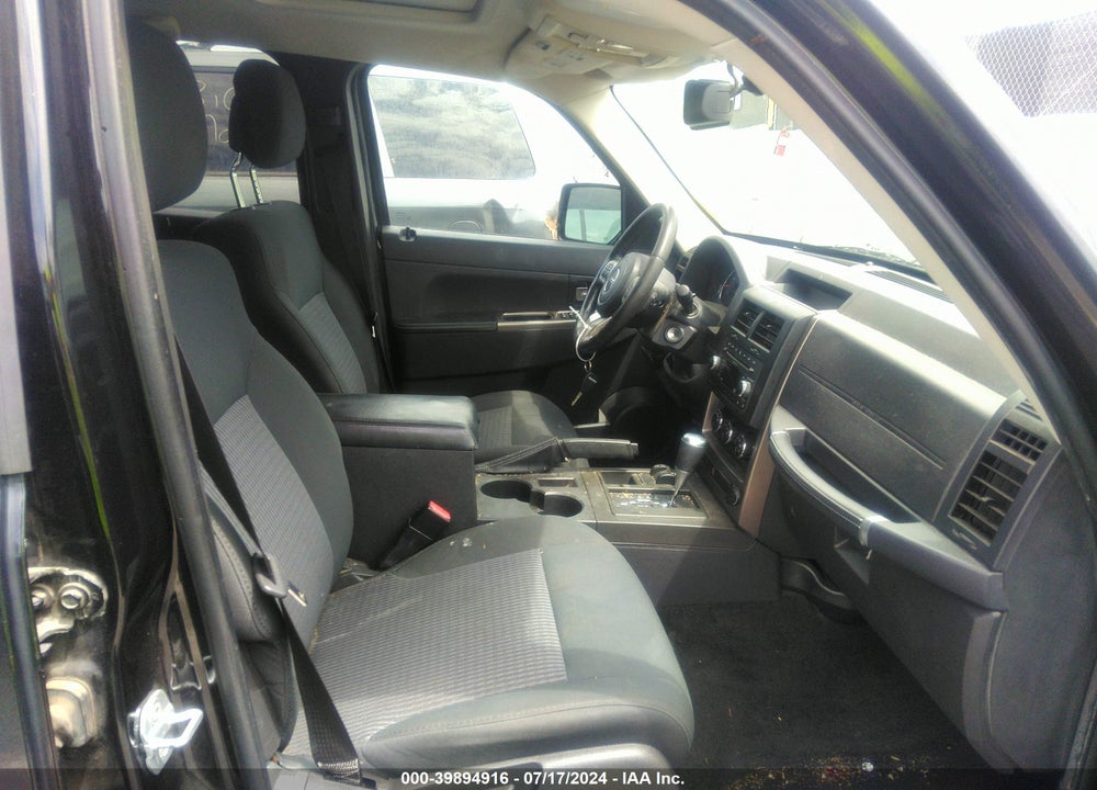2011 JEEP LIBERTY RENEGADE VIN: 1J4PN3GK0BW542847