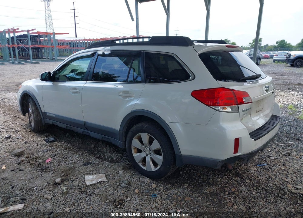 2010 SUBARU OUTBACK 2.5I LIMITED VIN: 4S4BRBKCXA3383782