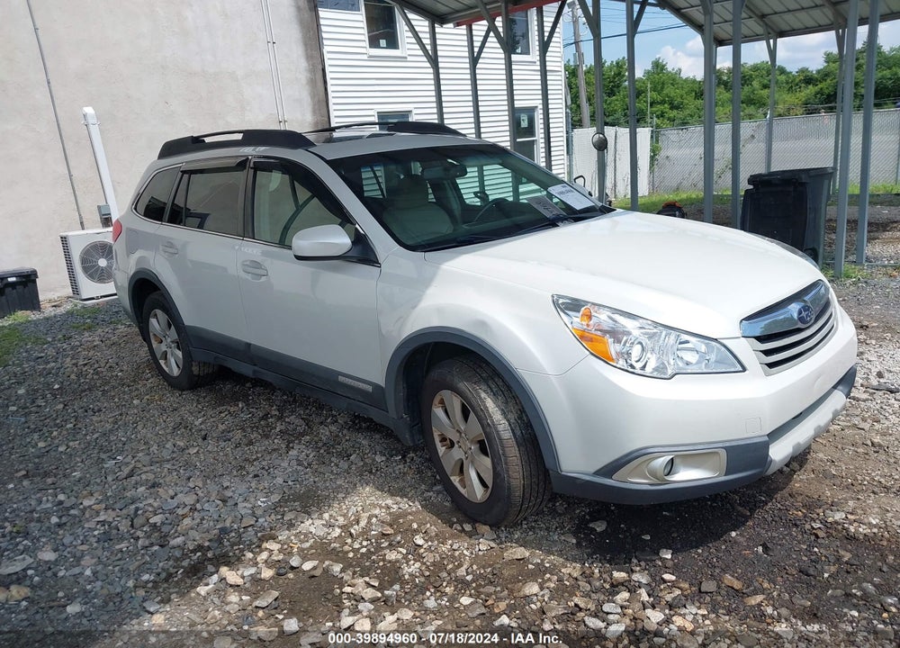 2010 SUBARU OUTBACK 2.5I LIMITED VIN: 4S4BRBKCXA3383782