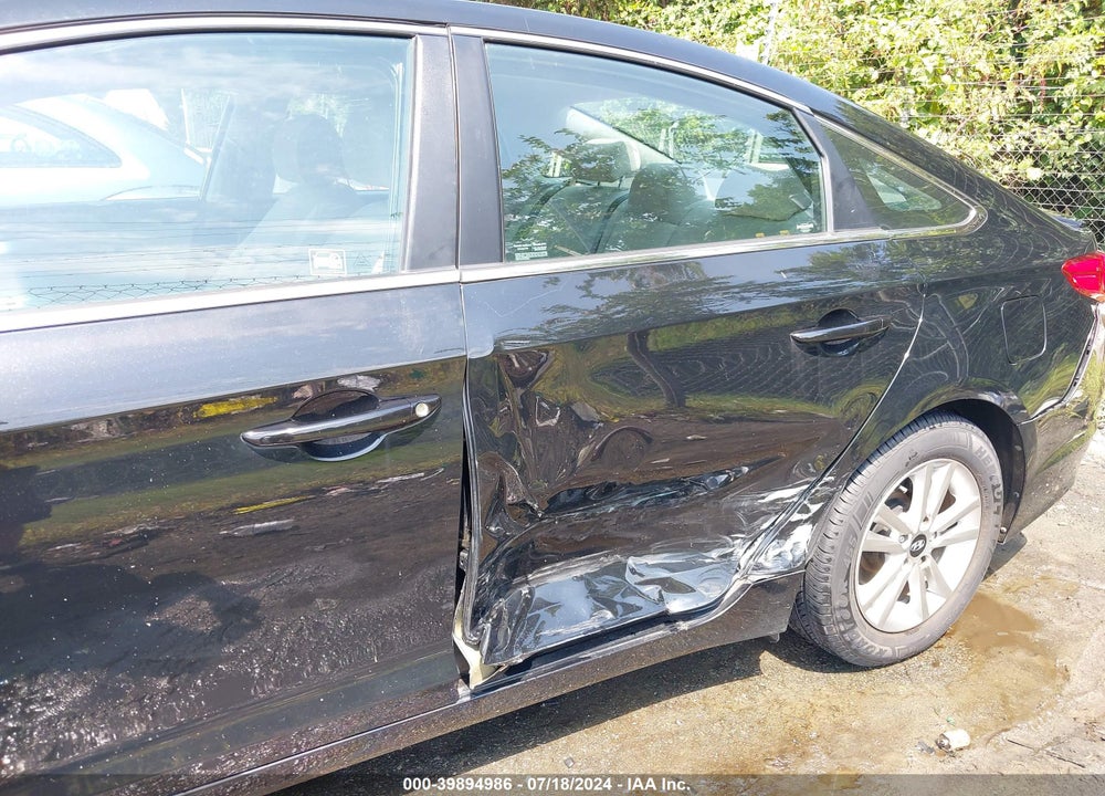 2017 HYUNDAI SONATA SE VIN: 5NPE24AF4HH450601