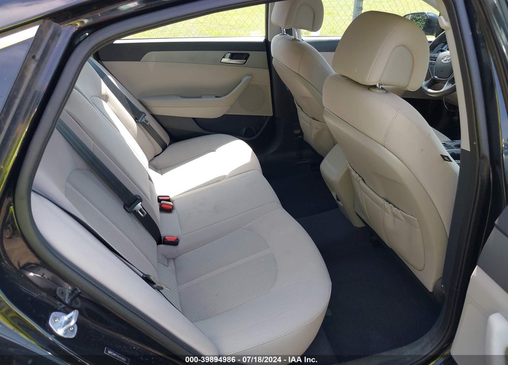 2017 HYUNDAI SONATA SE VIN: 5NPE24AF4HH450601