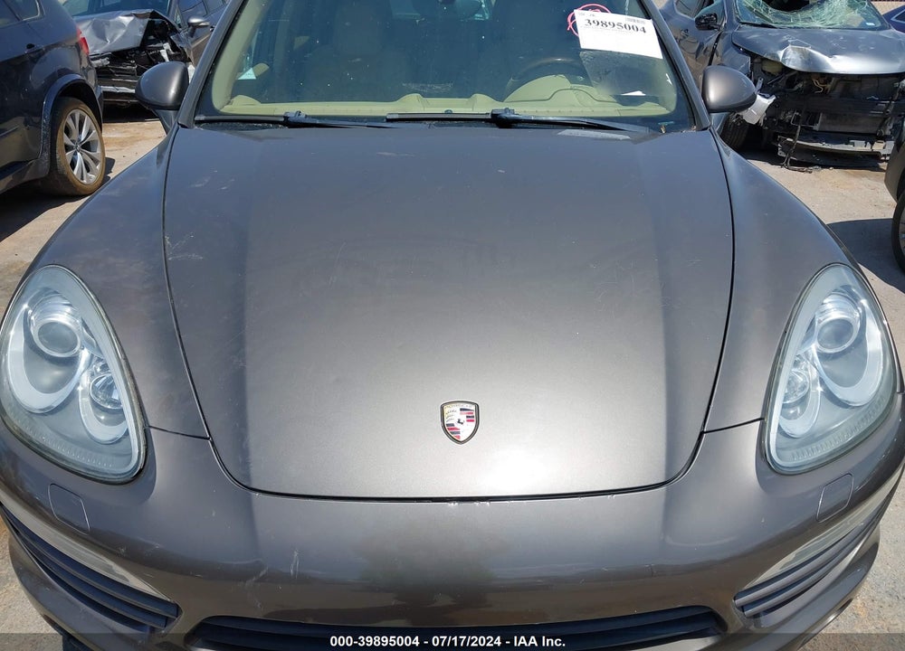 2012 PORSCHE CAYENNE VIN: WP1AA2A29CLA02506