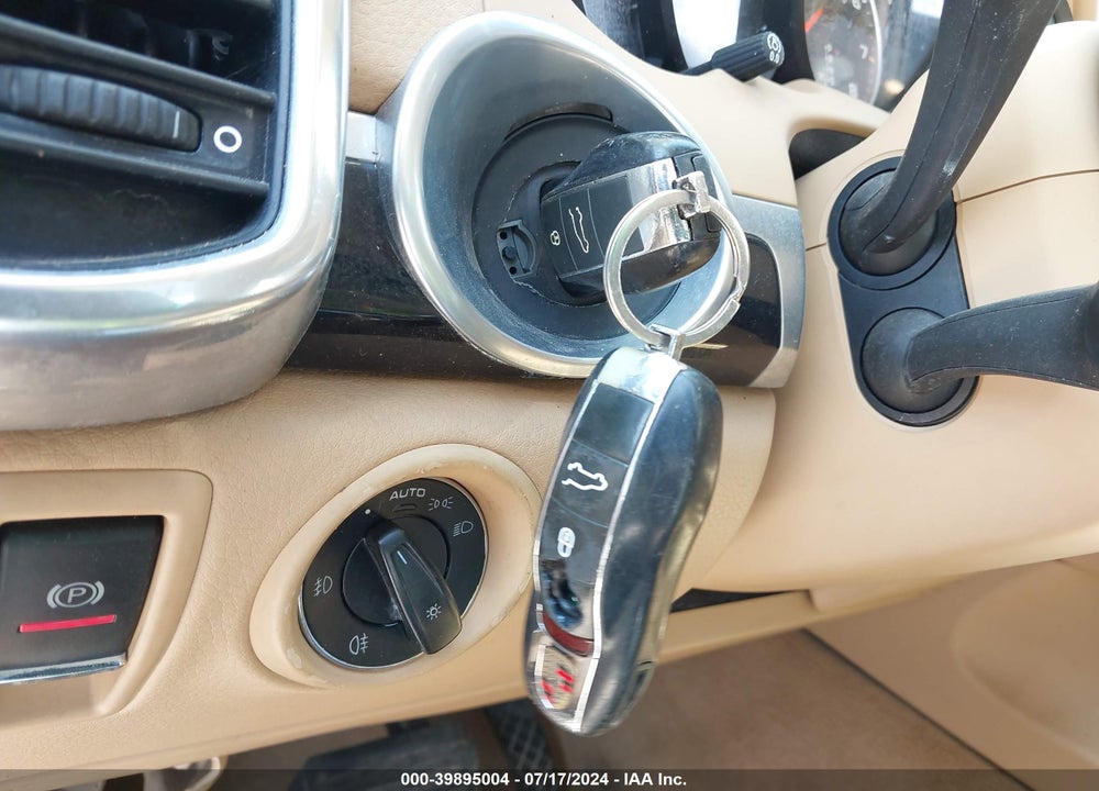 2012 PORSCHE CAYENNE VIN: WP1AA2A29CLA02506