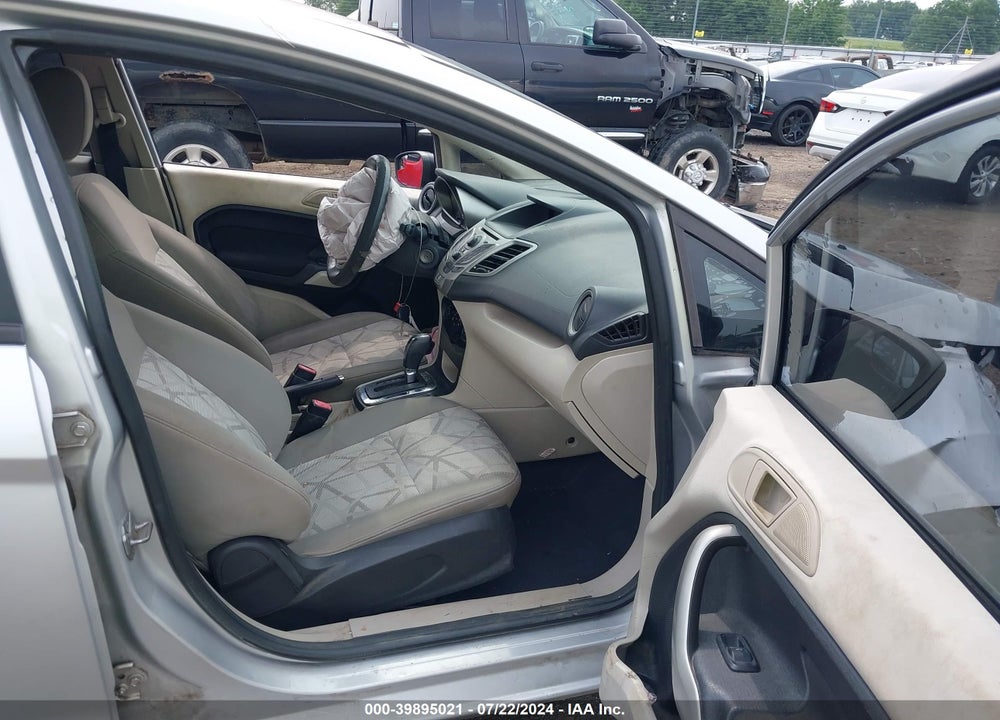 2011 FORD FIESTA SE VIN: 3FADP4EJ4BM100226