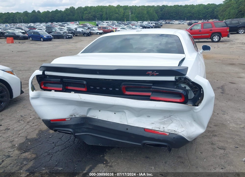 2015 DODGE CHALLENGER R/T SCAT PACK VIN: 2C3CDZFJ8FH727949