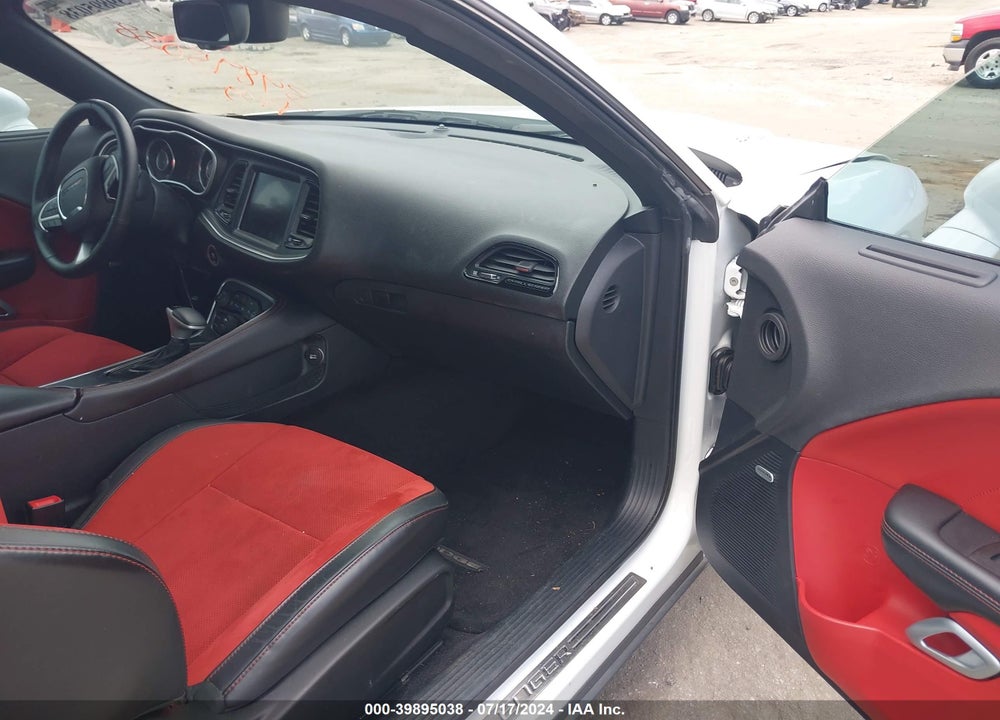 2015 DODGE CHALLENGER R/T SCAT PACK VIN: 2C3CDZFJ8FH727949