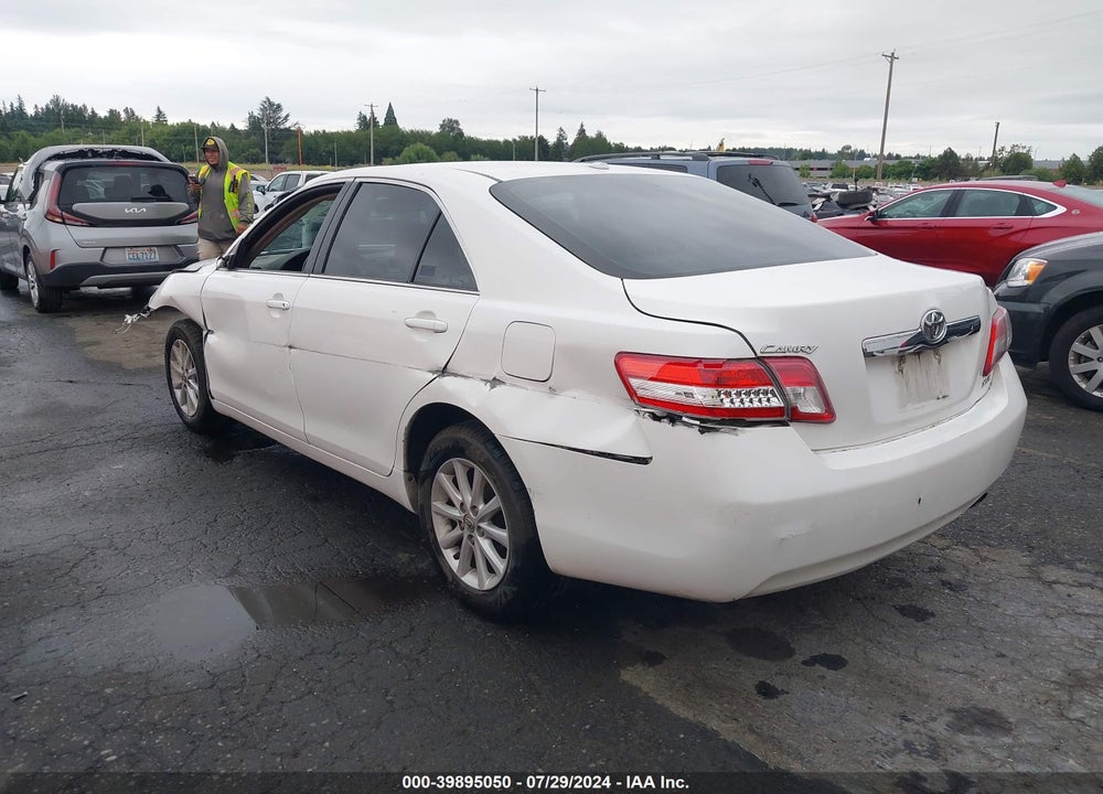 2011 TOYOTA CAMRY XLE VIN: 4T4BF3EKXBR199994