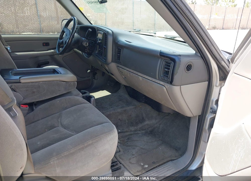 2004 GMC YUKON SLE VIN: 1GKEK13V44R213388