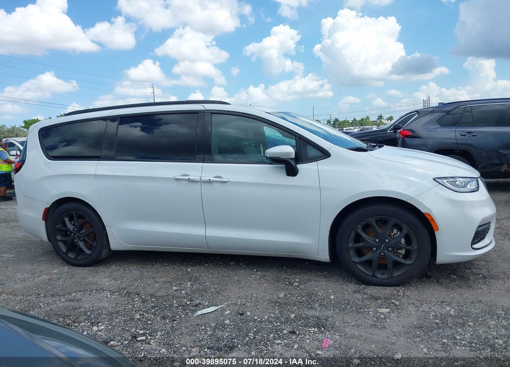2023 CHRYSLER PACIFICA TOURING L VIN: 2C4RC1BG3PR564188