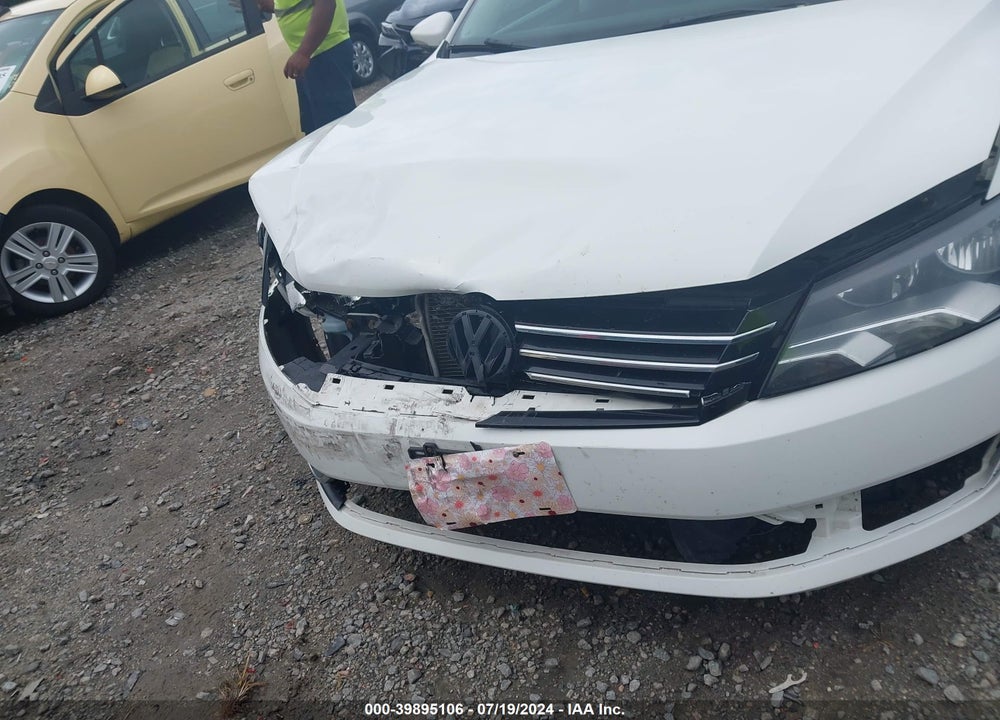 2012 VOLKSWAGEN PASSAT 2.5L SE VIN: 1VWBP7A31CC015743