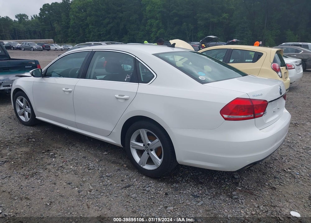 2012 VOLKSWAGEN PASSAT 2.5L SE VIN: 1VWBP7A31CC015743