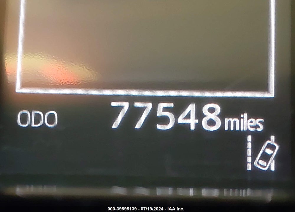 2019 TOYOTA CAMRY SE VIN: 4T1B11HK5KU729605