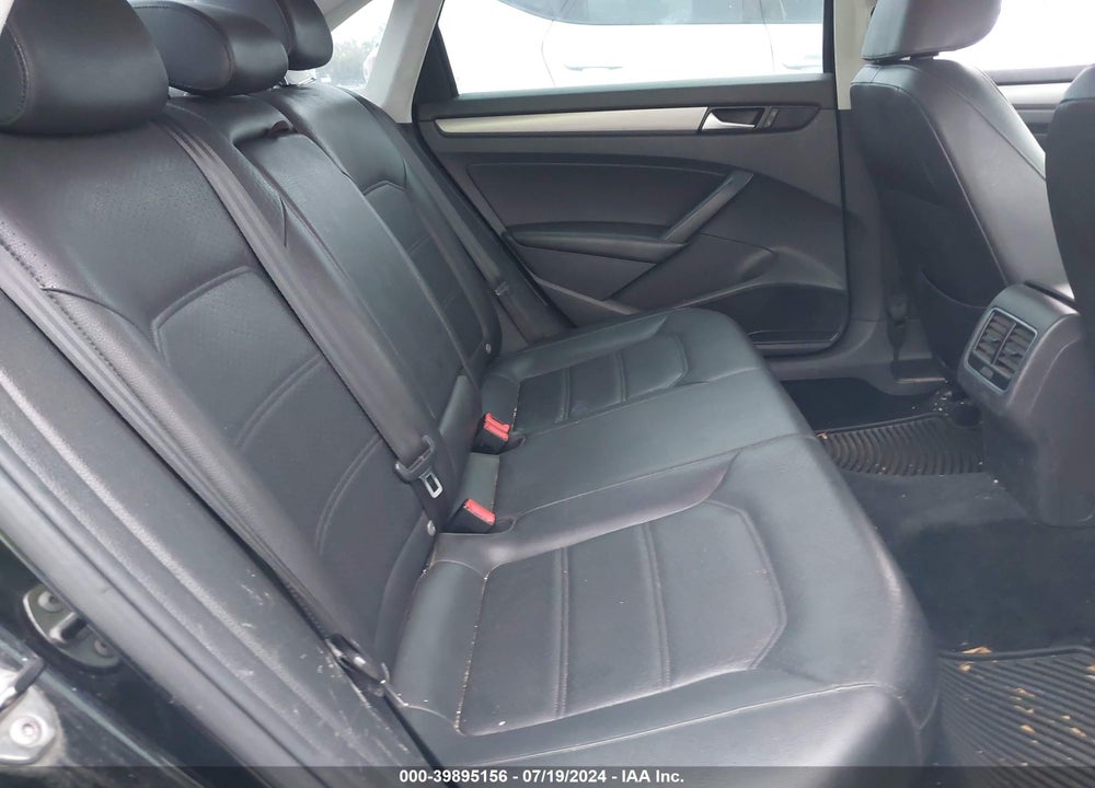2014 VOLKSWAGEN PASSAT 1.8T SE VIN: 1VWBT7A32EC097965