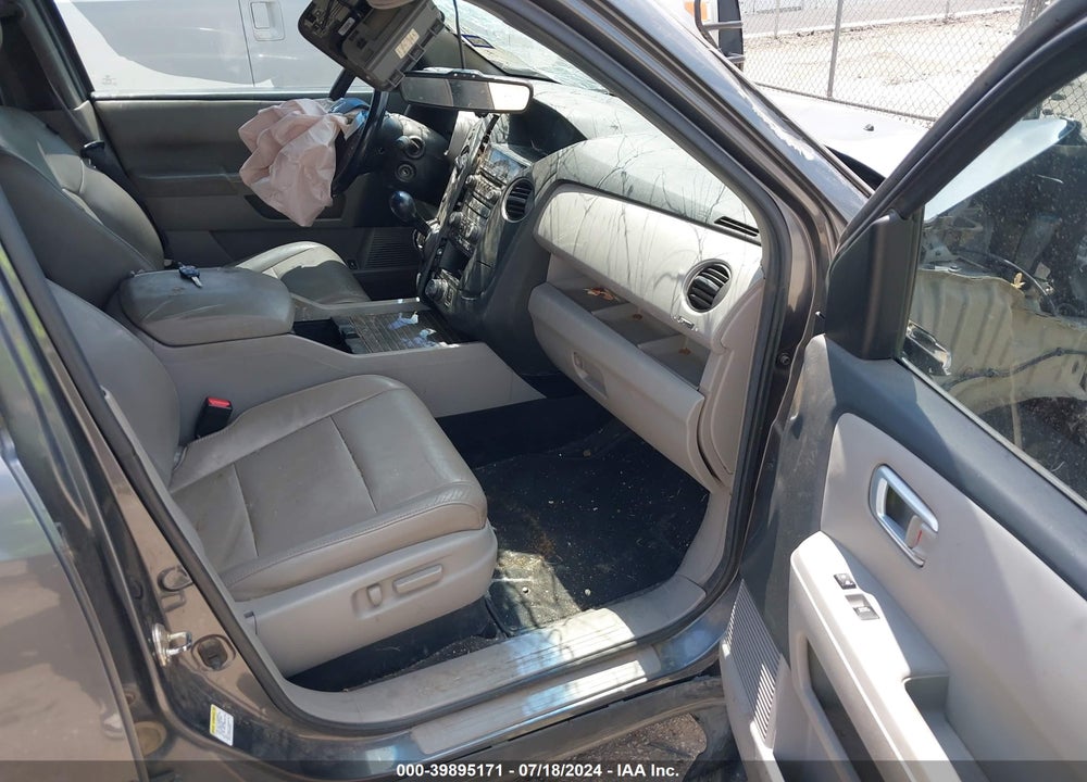 2012 HONDA PILOT TOURING VIN: 5FNYF4H9XCB084250