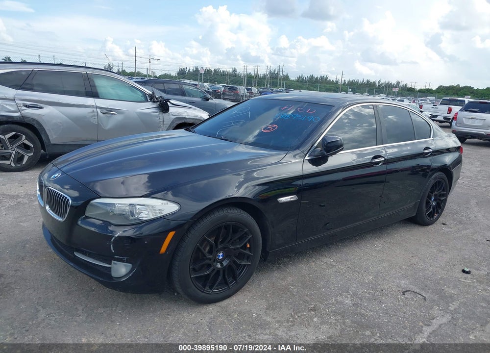 2013 BMW 528I XDRIVE VIN: WBAXH5C59DD111427