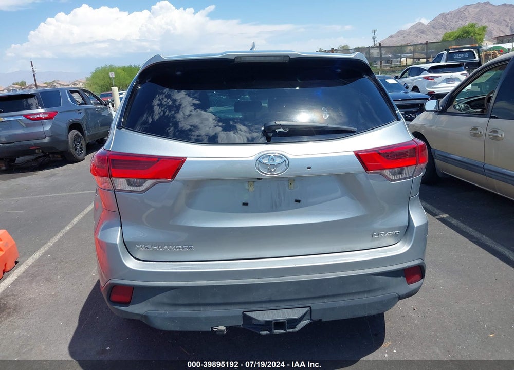 2017 TOYOTA HIGHLANDER LE PLUS VIN: 5TDBZRFH0HS406045