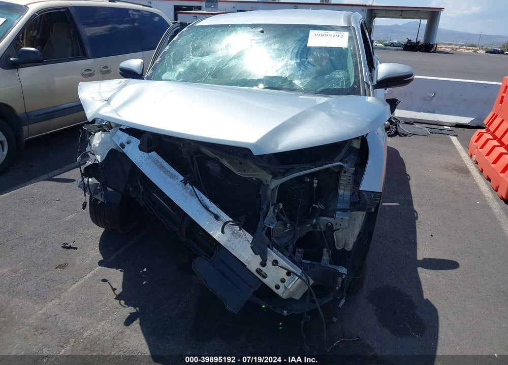 2017 TOYOTA HIGHLANDER LE PLUS VIN: 5TDBZRFH0HS406045