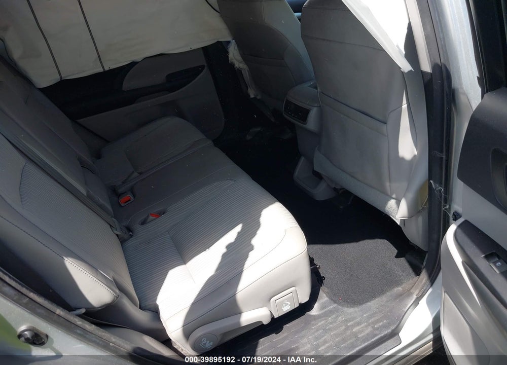 2017 TOYOTA HIGHLANDER LE PLUS VIN: 5TDBZRFH0HS406045