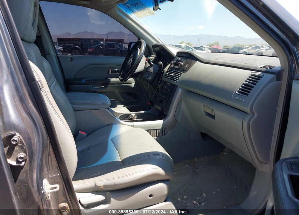 2005 HONDA PILOT EX-L VIN: 2HKYF18585H557174